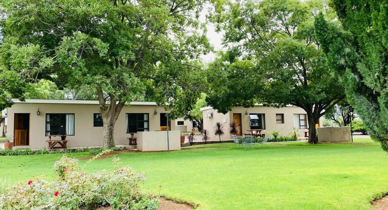 Travalia Guest Farm Villa Nelspoort Buitenkant foto