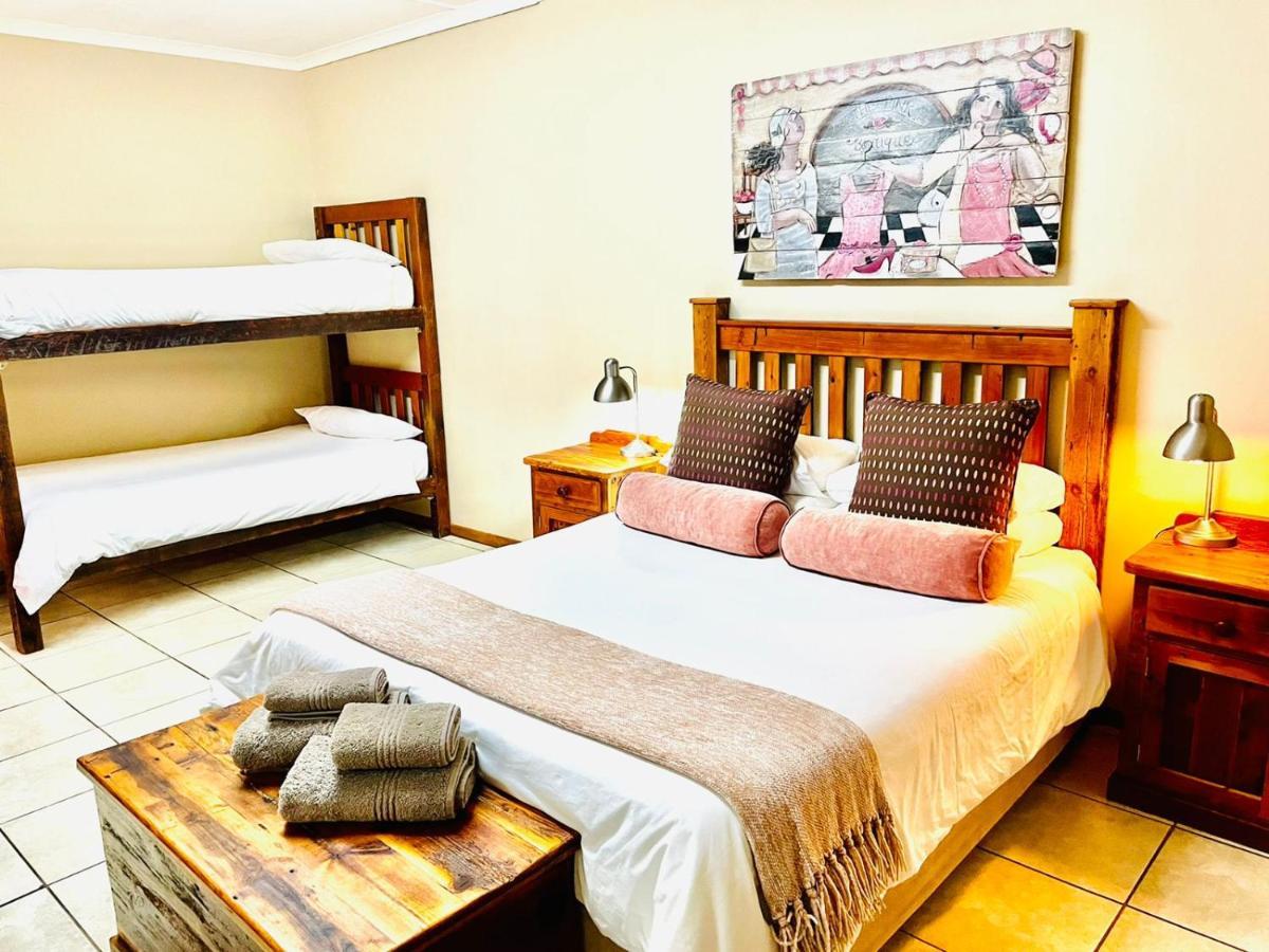 Travalia Guest Farm Villa Nelspoort Buitenkant foto
